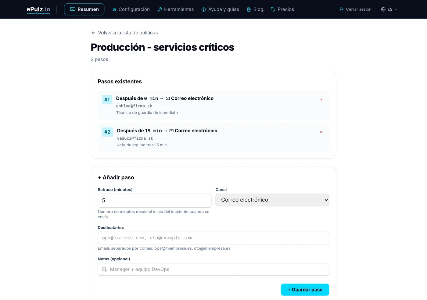 Editor de la política de escalado con pasos, retardo y destinatarios